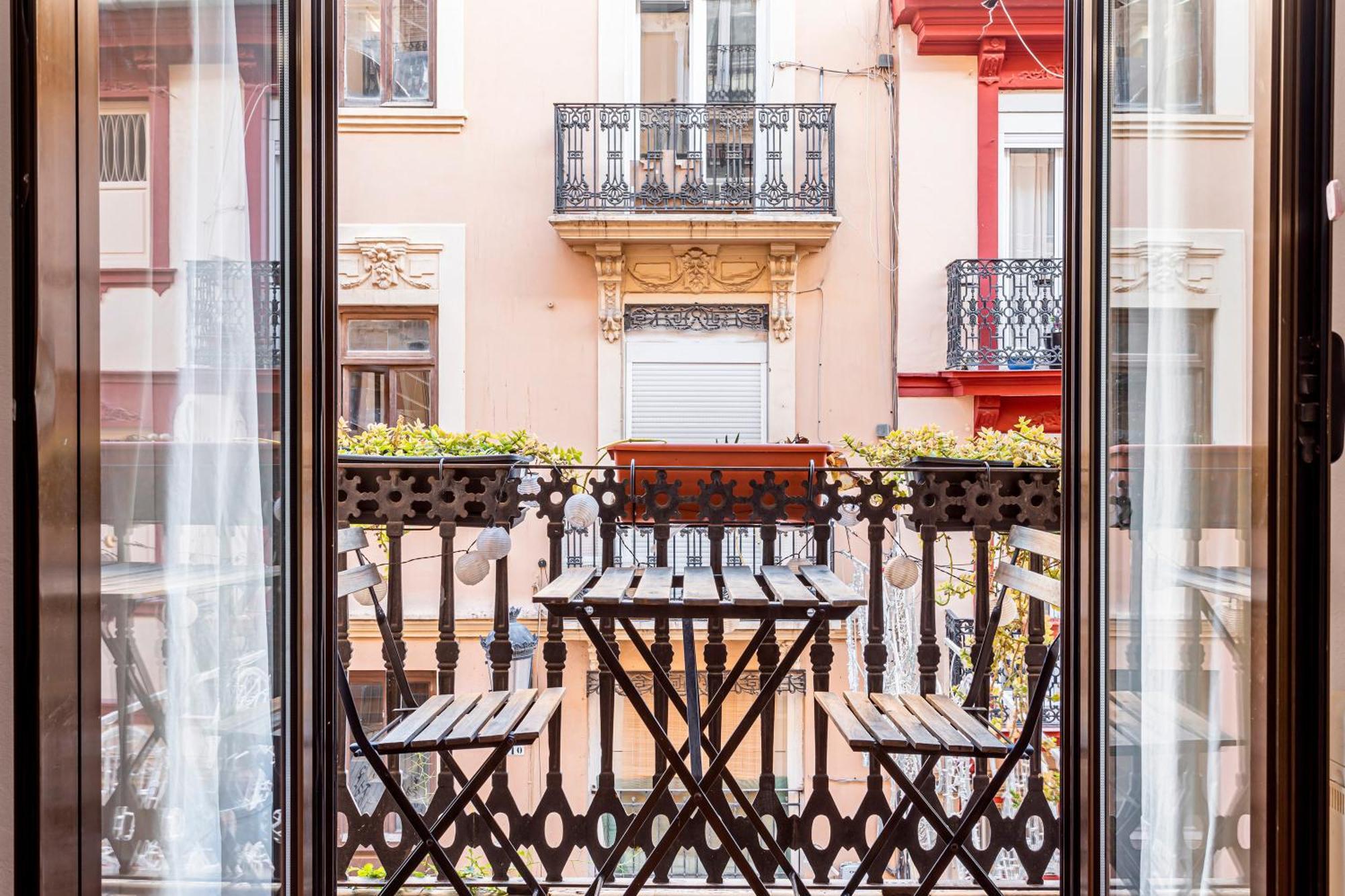 Апартаменты Torres De Quart Tu Casa Валенсия Экстерьер фото